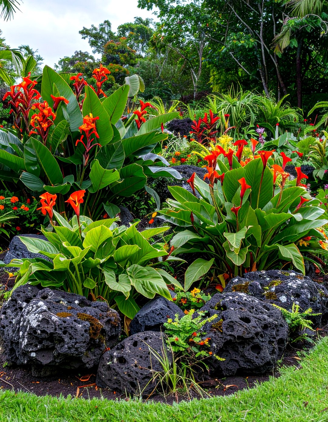 30 Front Yard Boulder Landscape Design Ideas for Grit - We Love Home Blog
